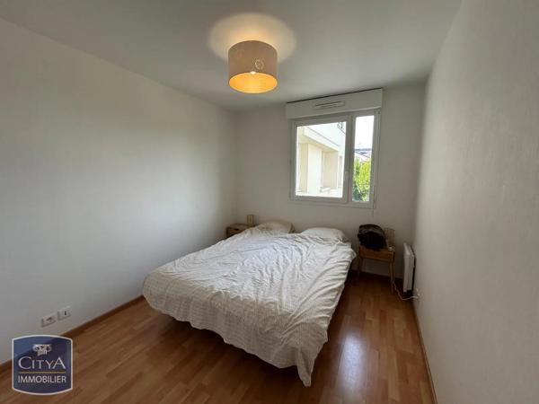 Appartement à louer 3 pièces 66.75m² Tours (37100)