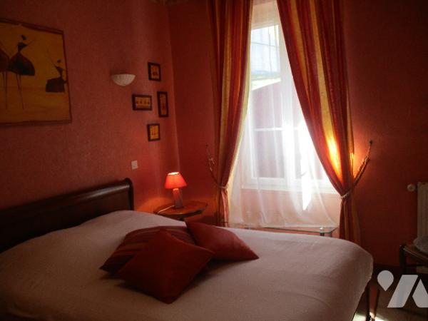 Longère rénovée avec parc de plus de 3 hectares attenant