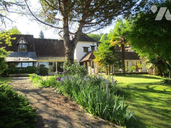 Longère rénovée avec parc de plus de 3 hectares attenant