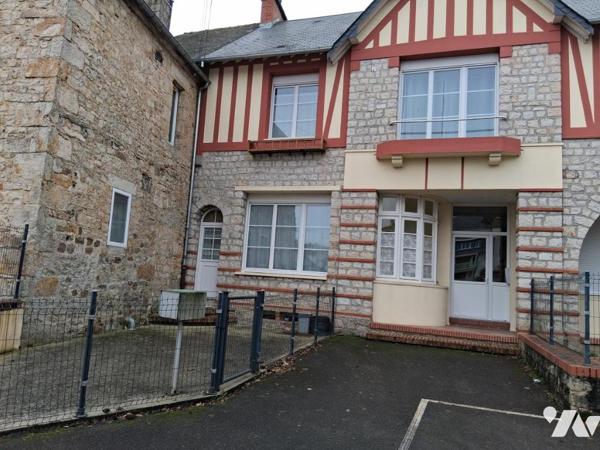 STUDIO CENTRE-VILLE REZ DE CHAUSSEE avec COUR PRIVEE