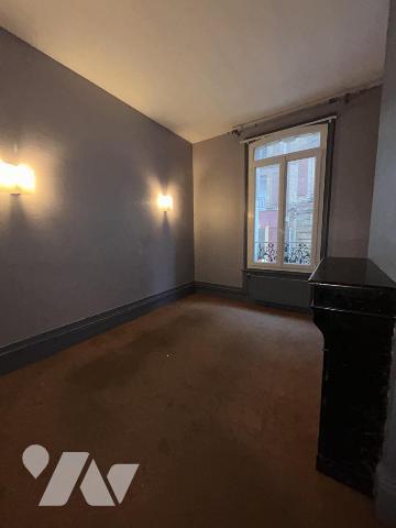 APPARTEMENT CENTRE VILLE