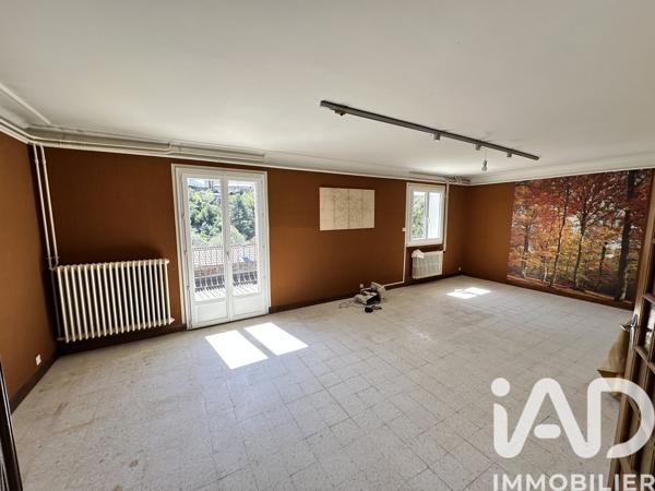Maison à vendre 8 pièces 205 m² Aubenas