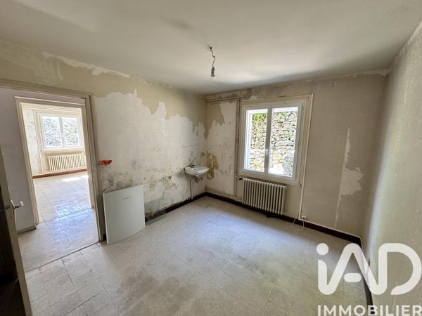 Maison à vendre 8 pièces 205 m² Aubenas