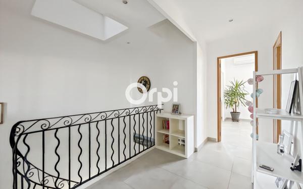 Maison à vendre    5 pièces • 124,70 m2 Marseille 12