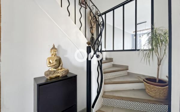 Maison à vendre    5 pièces • 124,70 m2 Marseille 12