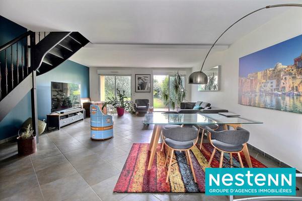 Maison familiale lumineuse avec jardin , 4 chambres, place de parking, garage 69330 MEYZIEU