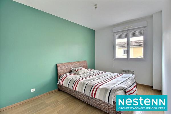 Maison familiale lumineuse avec jardin , 4 chambres, place de parking, garage 69330 MEYZIEU