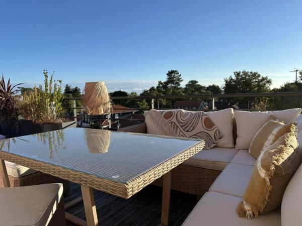 ANDERNOS – Appartement d’exception avec terrasse et vue Bassin