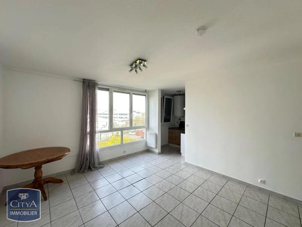 Appartement à louer 1 pièce 27.53m² Péronnas (01960)