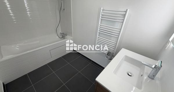 Location Appartement 2 pièces 49.74 m² - Châtenay-malabry 92290