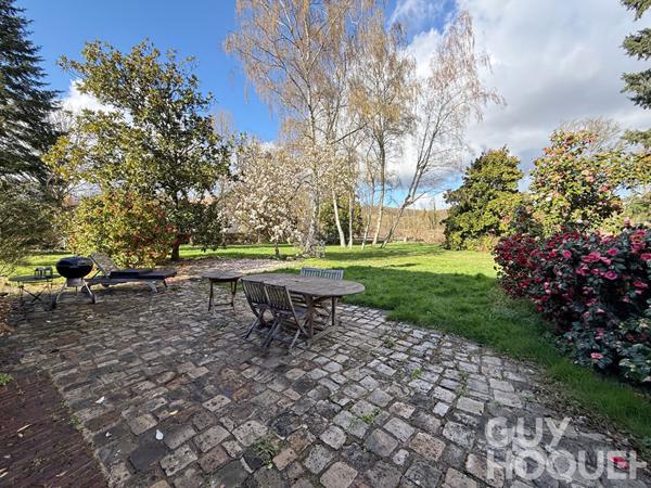 Longère de charme avec 3 habitations sur 13 000 m²