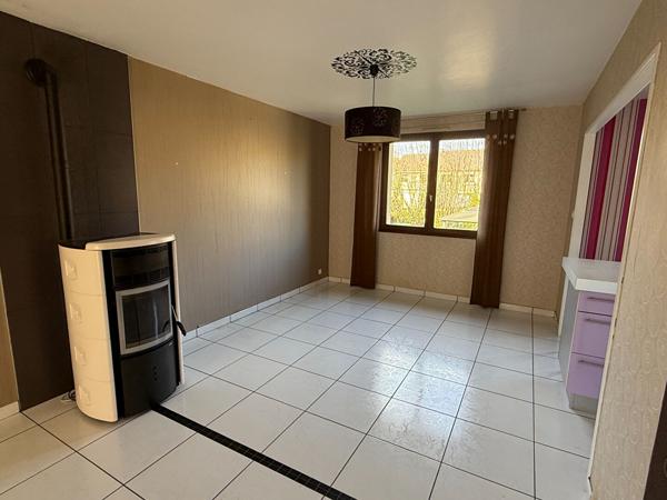 Maison à vendre à Domloup ? 3 chambres ? Sous-sol complet ? Terrain de 484 m² ? Proche Rennes