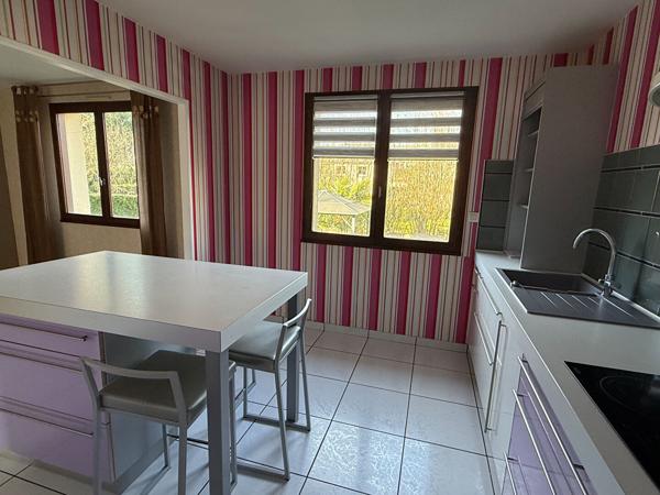 Maison à vendre à Domloup ? 3 chambres ? Sous-sol complet ? Terrain de 484 m² ? Proche Rennes