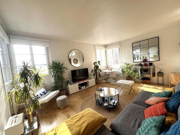 Appartement à Suresnes  - Très bon état