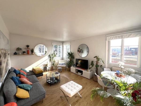 Appartement à Suresnes  - Très bon état