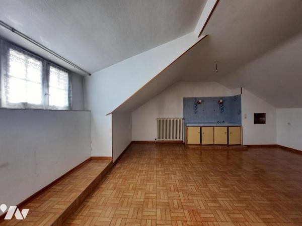 CHALLANS - Proche centre ville et établissements scolaire