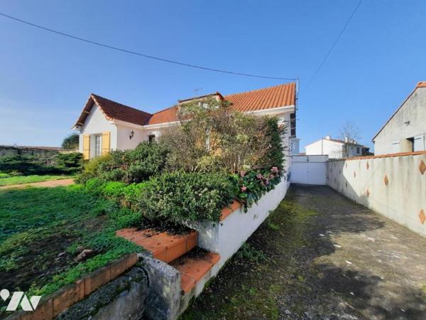 CHALLANS - Proche centre ville et établissements scolaire