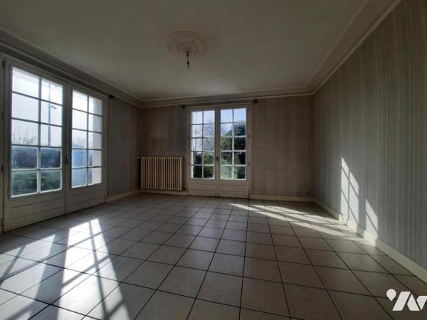 CHALLANS - Proche centre ville et établissements scolaire