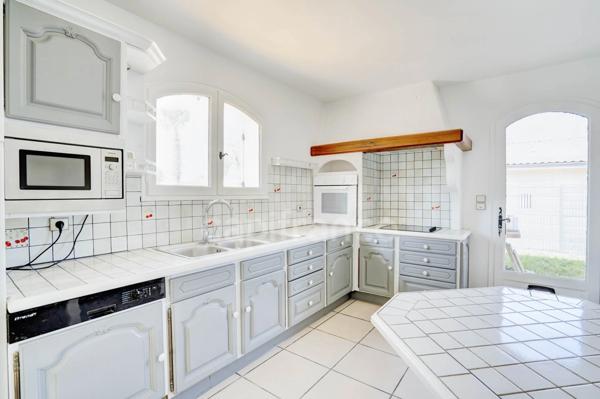 SAINT-MÉDARD-EN-JALLES – SUPERBE MAISON FAMILIALE OU PROJET LOCATIF D’EXCEPTION – 278 m² HABITABLES
