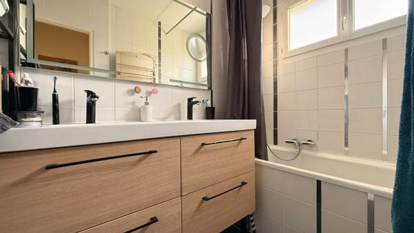 LA ROCHE SUR YON MAISON A VENDRE EXCLUSIVITE AMANDA 6 pièce(s) 106 m²