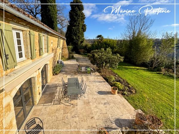 Propriété de charme en pierre – volumes exceptionnels – piscine – vue dégagée – proche Auch