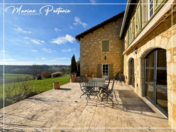 Propriété de charme en pierre – volumes exceptionnels – piscine – vue dégagée – proche Auch