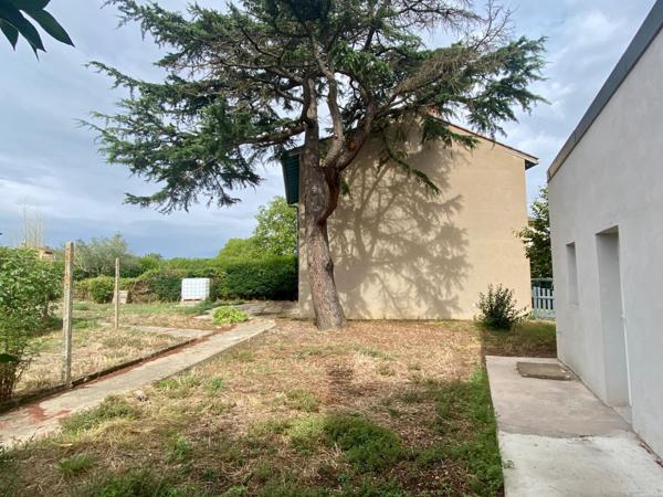 maison d'habitation rénovée avec garage, jardin et dépendance