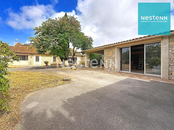 SIGEAN - BERGERIE RÉNOVÉE DE 190 M2 AVEC ATELIER et GARAGE