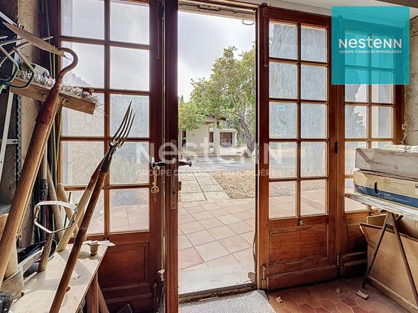 SIGEAN - BERGERIE RÉNOVÉE DE 190 M2 AVEC ATELIER et GARAGE