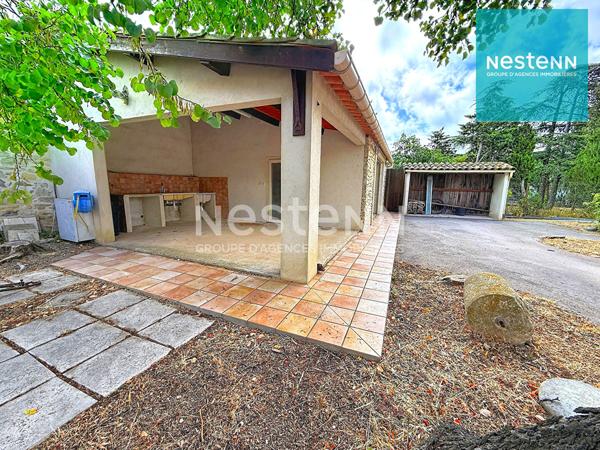 SIGEAN - BERGERIE RÉNOVÉE DE 190 M2 AVEC ATELIER et GARAGE