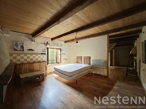 Ancienne ferme et magnanerie cévenole avec gîtes, 6 hectares de terrain et vue sur la vallée - Saint Germain de Calberte