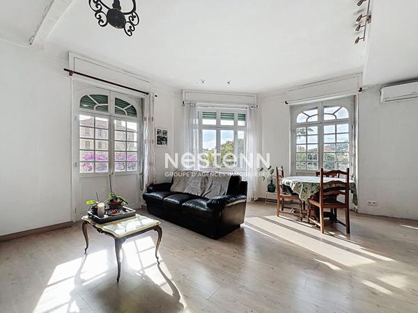 GOLFE JUAN - 3P - 62 m2 - Centre ville - Sud - Faibles charges - Balcons - 2 Caves - Proche mer