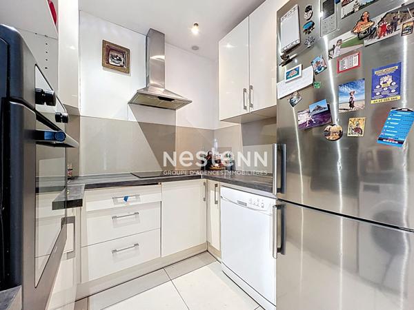 GOLFE JUAN - 3P - 62 m2 - Centre ville - Sud - Faibles charges - Balcons - 2 Caves - Proche mer