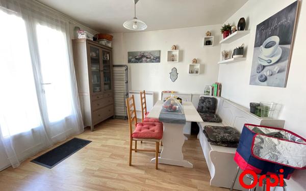 Maison à vendre    5 pièces •  Fère-en-Tardenois