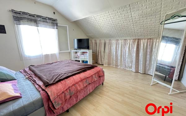 Maison à vendre    5 pièces •  Fère-en-Tardenois