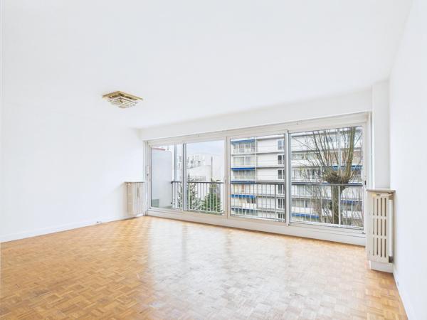 Appartement T3 (1 ou 2 chambres) à 150 m du métro