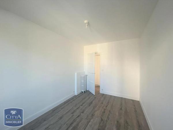 Appartement à louer 5 pièces 104.97m² Nantes (44000)