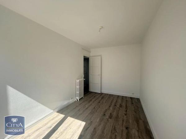 Appartement à louer 5 pièces 104.97m² Nantes (44000)