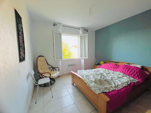47300 VILLENEUVE SUR LOT Villeneuve/Lot, secteur Eysses, maison de plain pied avec jardin et garage