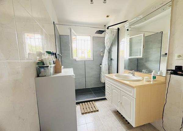 47300 VILLENEUVE SUR LOT Villeneuve/Lot, secteur Eysses, maison de plain pied avec jardin et garage