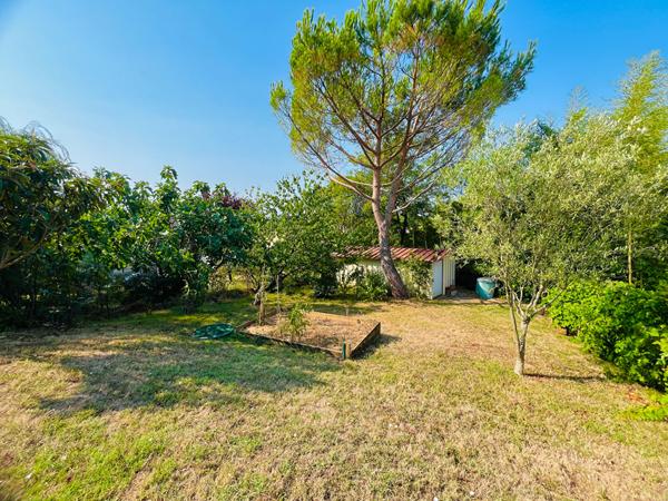 47300 VILLENEUVE SUR LOT Villeneuve/Lot, secteur Eysses, maison de plain pied avec jardin et garage