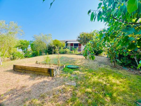 47300 VILLENEUVE SUR LOT Villeneuve/Lot, secteur Eysses, maison de plain pied avec jardin et garage
