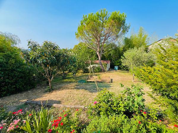 47300 VILLENEUVE SUR LOT Villeneuve/Lot, secteur Eysses, maison de plain pied avec jardin et garage