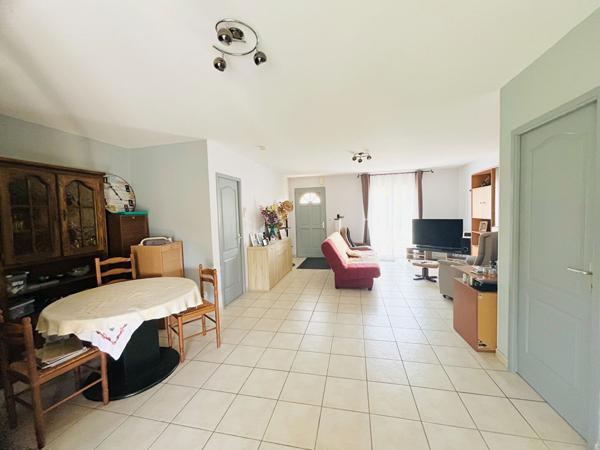 47300 VILLENEUVE SUR LOT Villeneuve/Lot, secteur Eysses, maison de plain pied avec jardin et garage