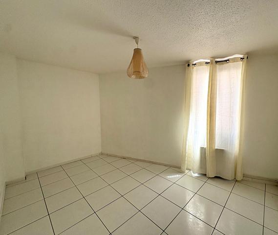 47000 AGEN Bel appartement T4 hyper centre d'Agen, rez-de-chaussée