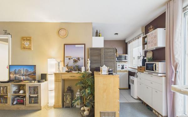 Appartement à vendre    1 pièce • 32 m2 Strasbourg