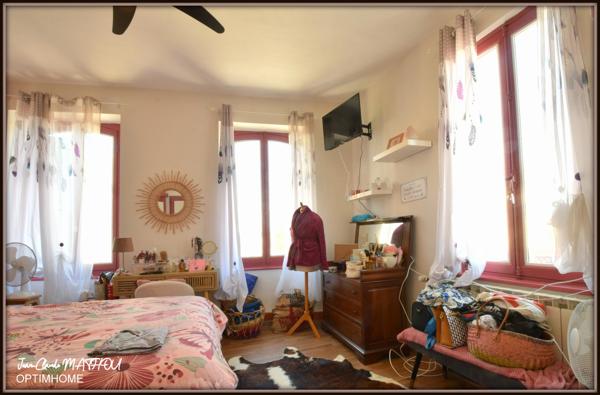 Maison de ville spacieuse T7 170 m2  avec cour, 6 chambres possibles et espace professionnel – Saint-Gaudens