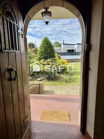 Maison Bretonne traditionnelle avec jardin