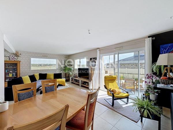 Maison contemporaine Langueux Vue mer - Maison de 2009 vivable de plain-pied avec double garage et beaux espaces avec vue sur la mer !