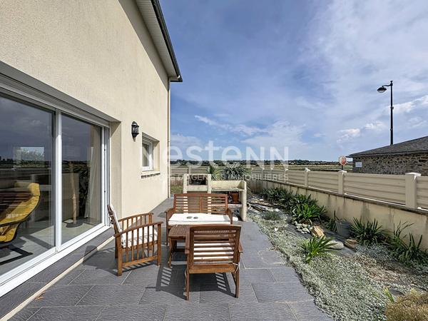 Maison contemporaine Langueux Vue mer - Maison de 2009 vivable de plain-pied avec double garage et beaux espaces avec vue sur la mer !